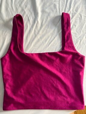 Live In The Moment fuchsia crop top